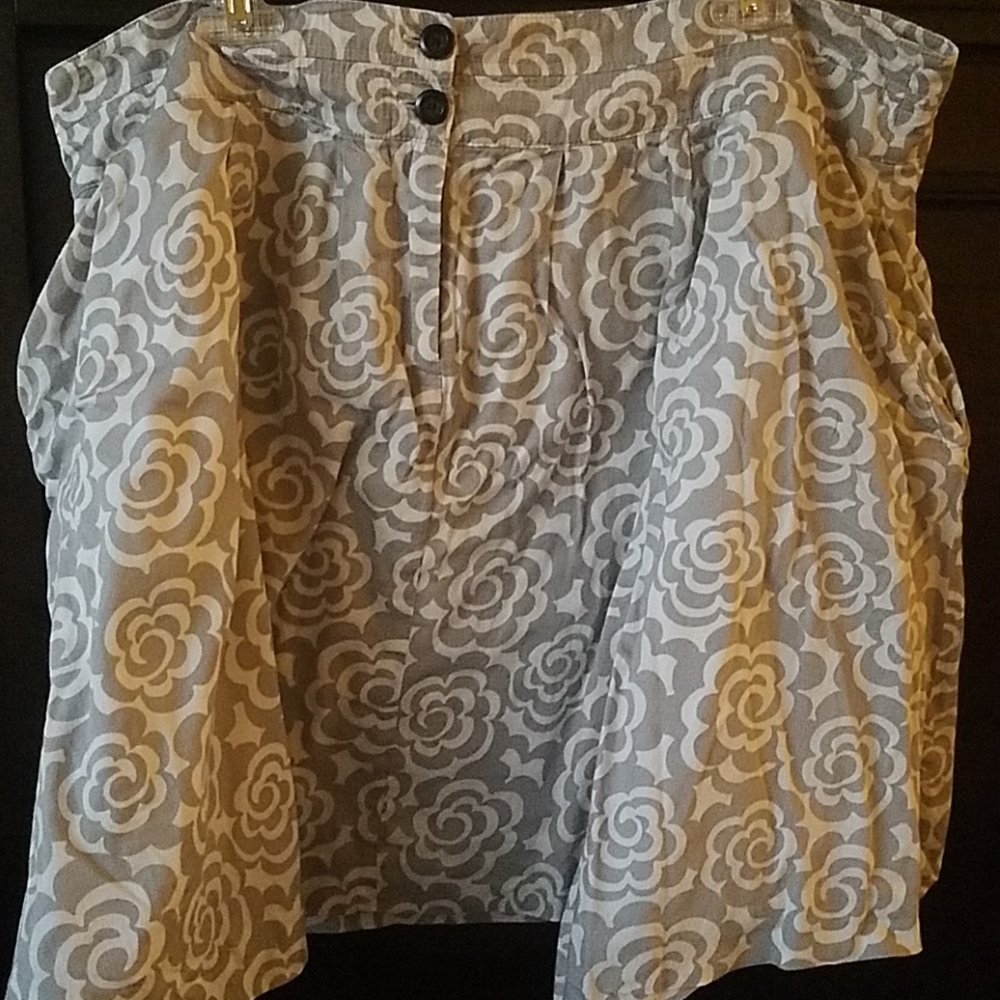 Old navy skirt